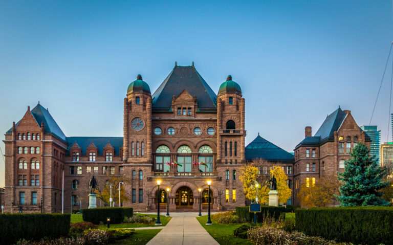 Queen's park building in Toronto